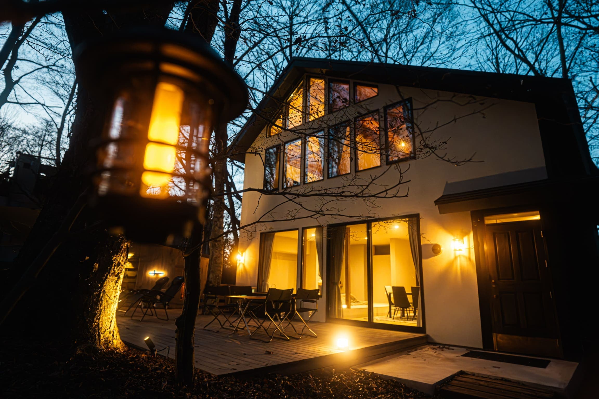 Night Exterior